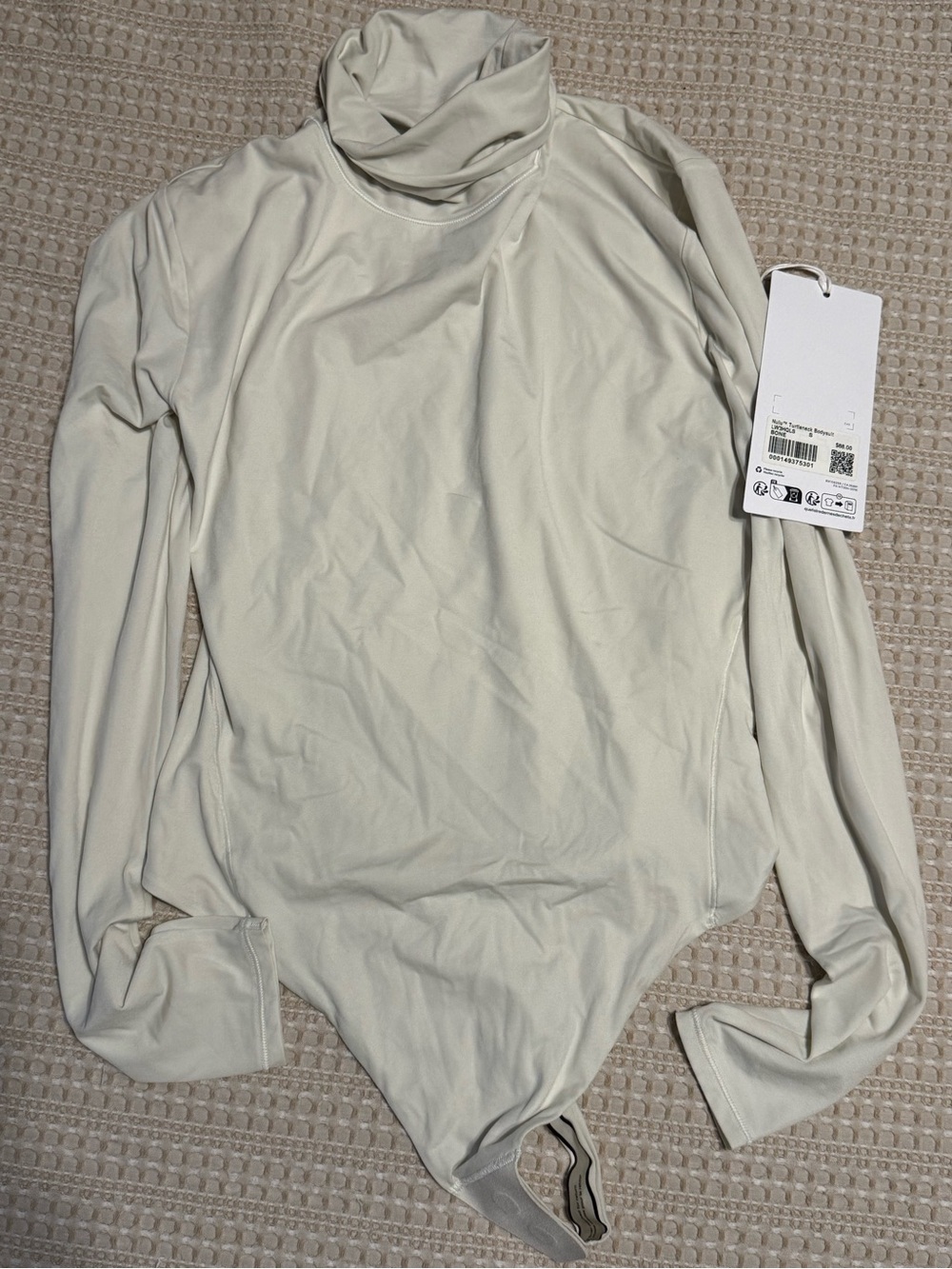 Lululemon Women's Cream Long-Sleeve Turtleneck Bodysuit